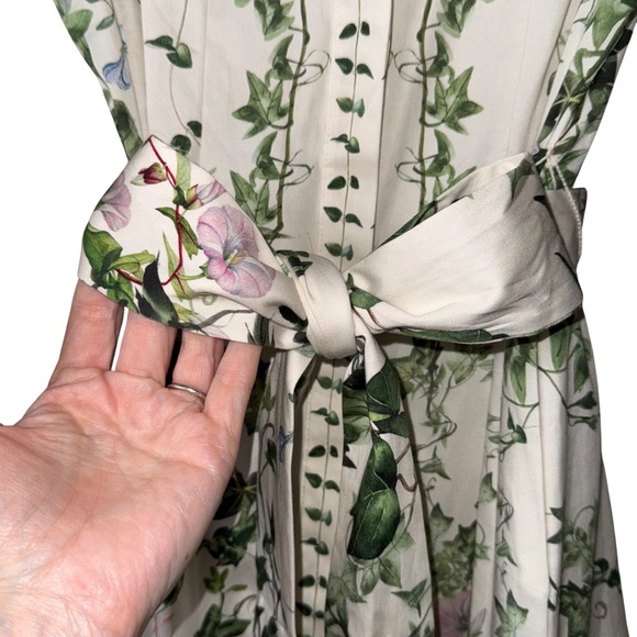 Alice and Olivia Lucy Ivy Romance Mini Shirtdress - Picture 6 of 13